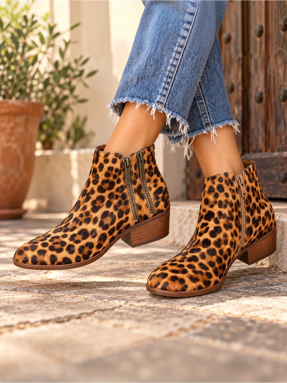 Gianni Bini Tinslea Booties Womens 7.5 Leopard Print Calf Hair Ankle Boots NEW